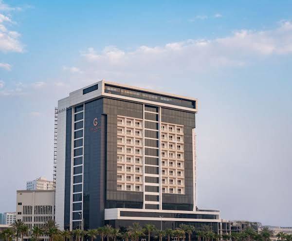 The Grove Hotel & Conference Centre Image