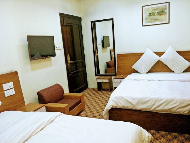 Hotel Holy City Bd Image