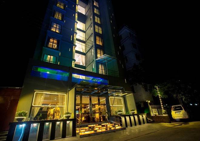 Monsoon inn