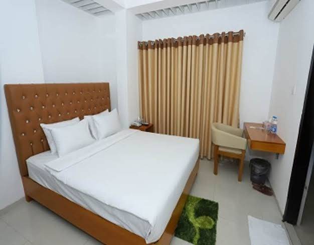 Hotel blue castle