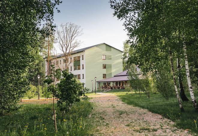 Green park hotel