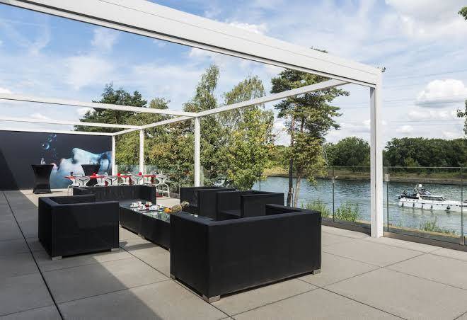 Loft aan het water
