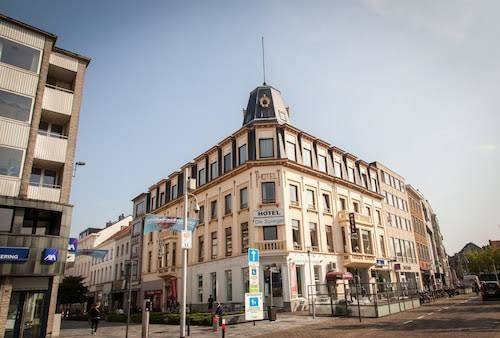 Hotel de spiegel