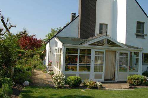 Le Jardin Dhelene Image