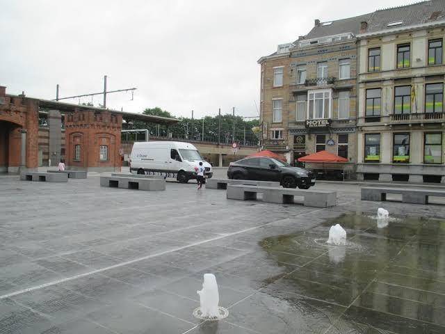 New Hotel De La Gare Image