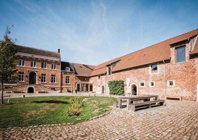 Kasteelhoeve wange