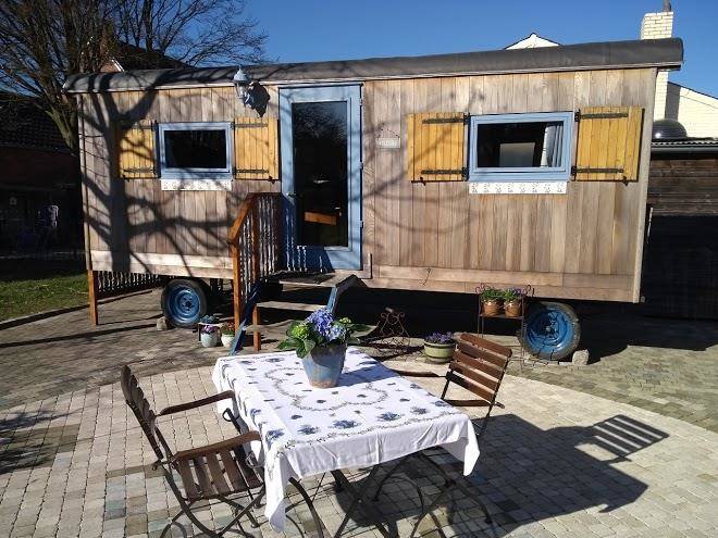 B&b Dream On Wheels Lommel Image