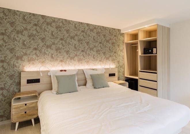C hotels helios