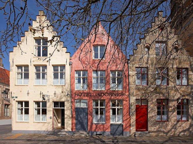 Hotel adornes