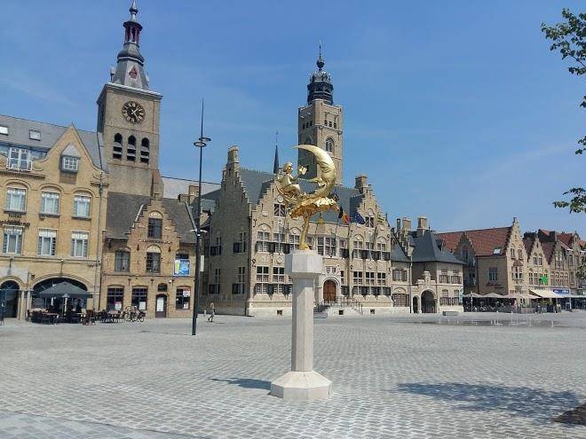 Restaurant Bloom Image