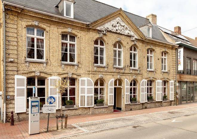 Skindles vakantiehuis met feestzaal