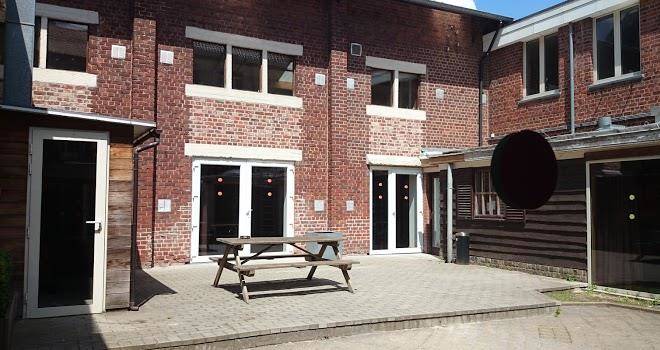 The poppies 1 & 2 group accommodation