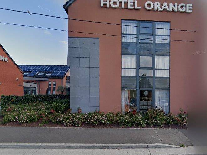 Hotel orange
