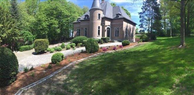 Le chateau des eglantines