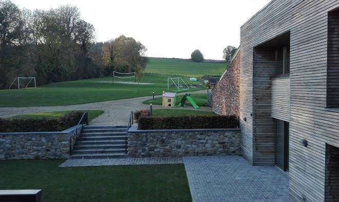 Aux Deux Coins Ronds Image