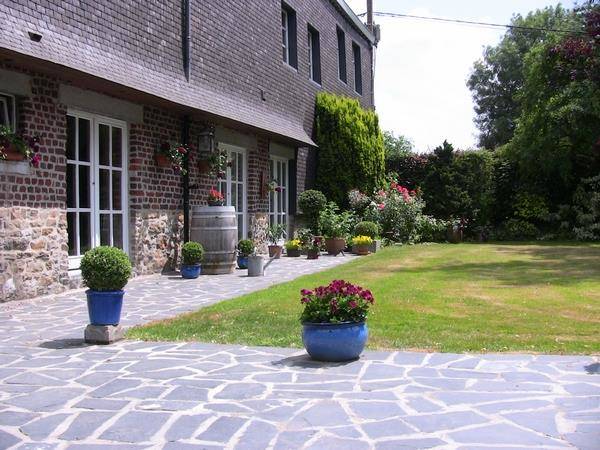 B&b Aux Beaux Buis Image