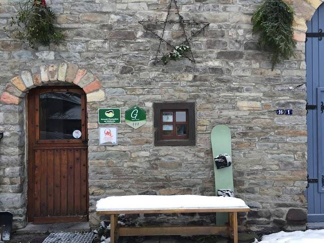 A l'ombre du vieux poirier