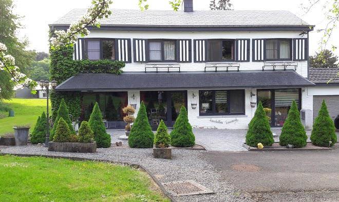 Chez le pere courard