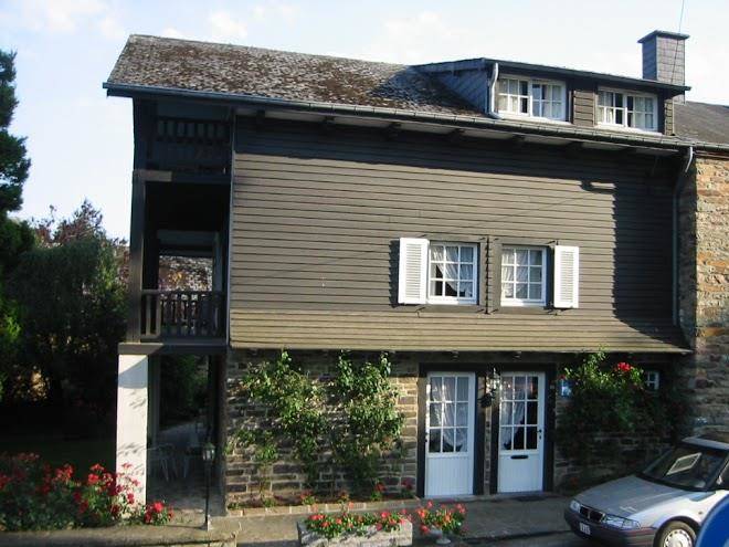 Hotel des roses sprl