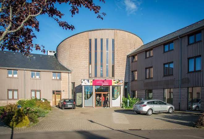 Les 100 ciels hotel restaurant