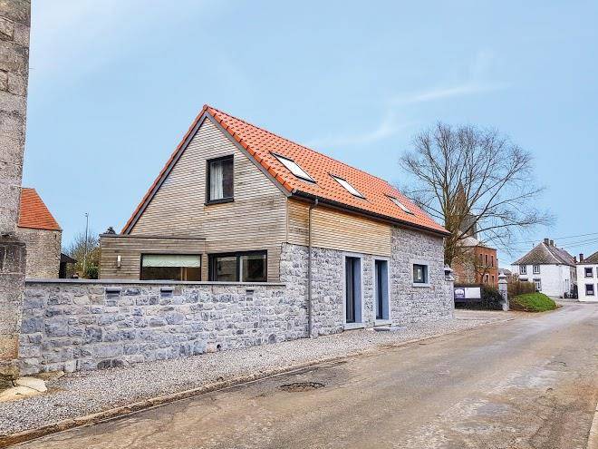 La petite maison dans la cour