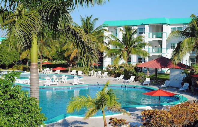 Grand Baymen Gardens Image