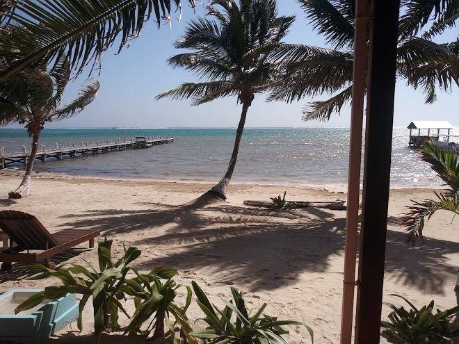 Sundiver Beach Resort Image