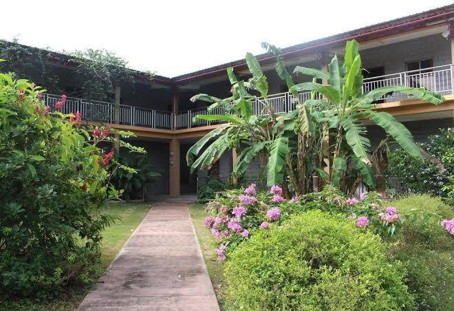 Yim Saan Hotel & Restaurant Image