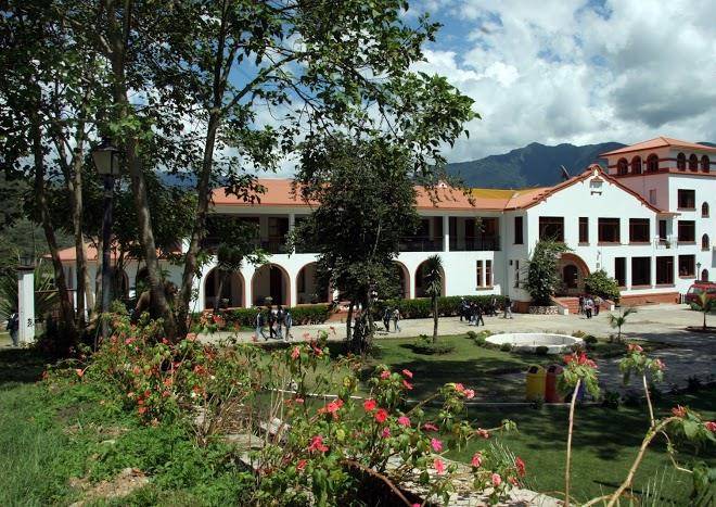 Hotel gloria coroico
