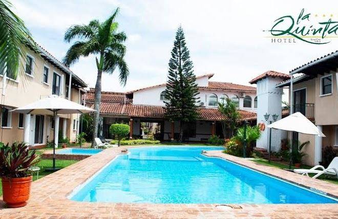 La quinta hotel