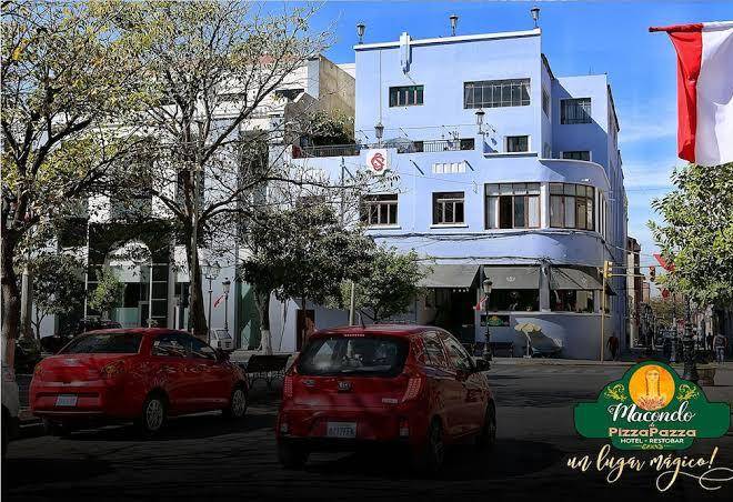 Macondo pizza pazza hotel