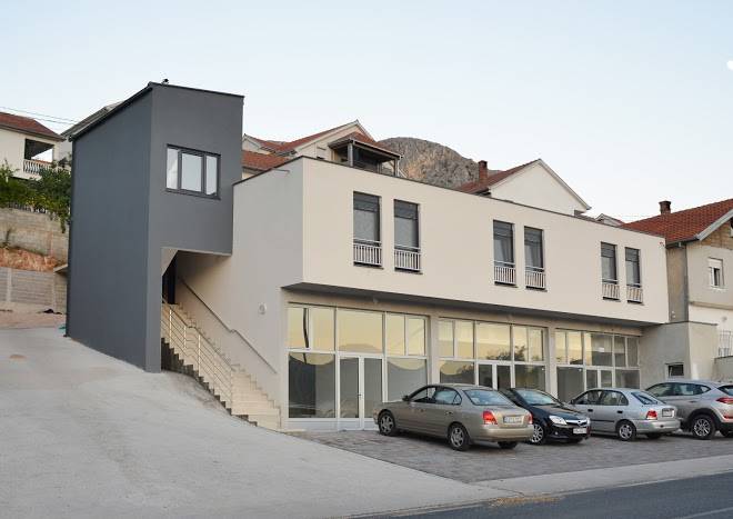 Motel & restaurant rivero a&s
