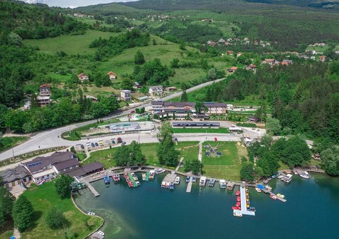 Hotel plivsko jezero