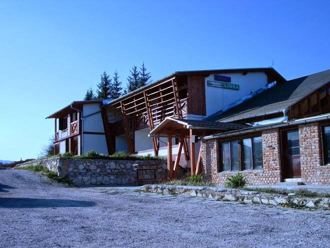 Omladinski hotel karalinka