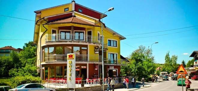 Motel Huremagic Image