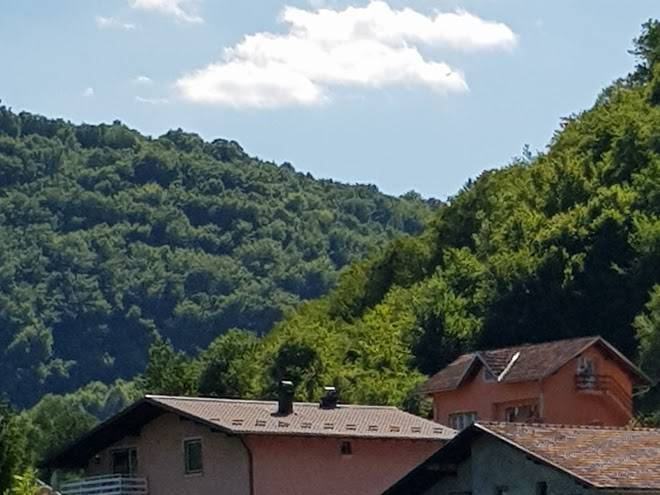 Prenociste saraj