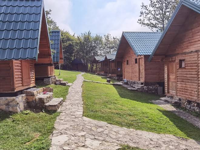 Grand tara rafting resort