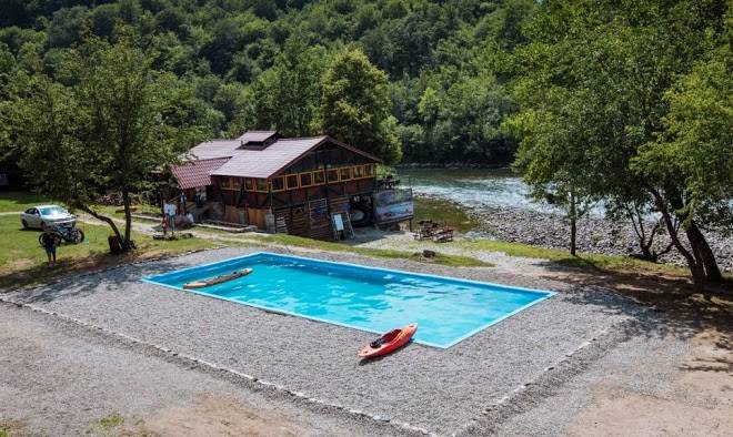 Rafting centar tara raft
