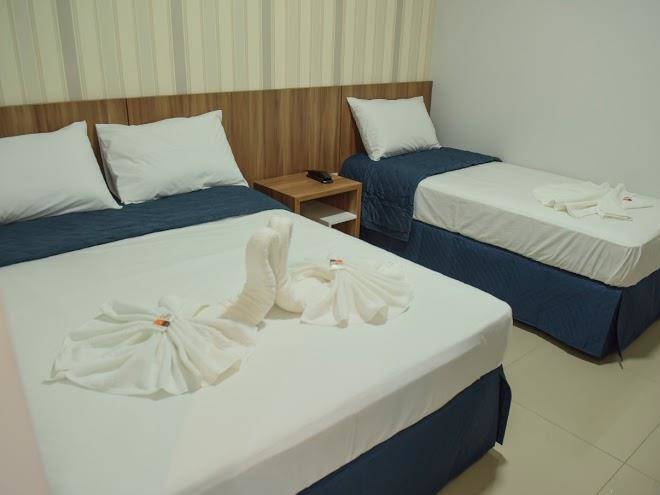 Auto Hotel Blue Image