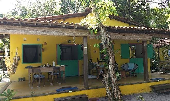Casinha amarela