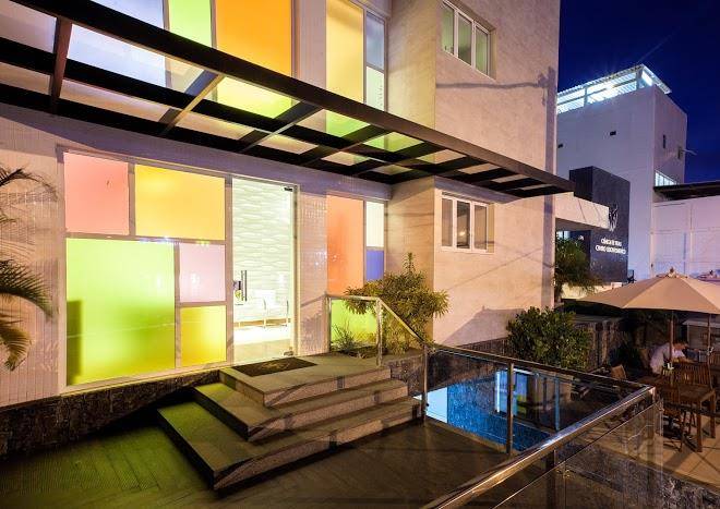 Malibu Plaza Hotel Image