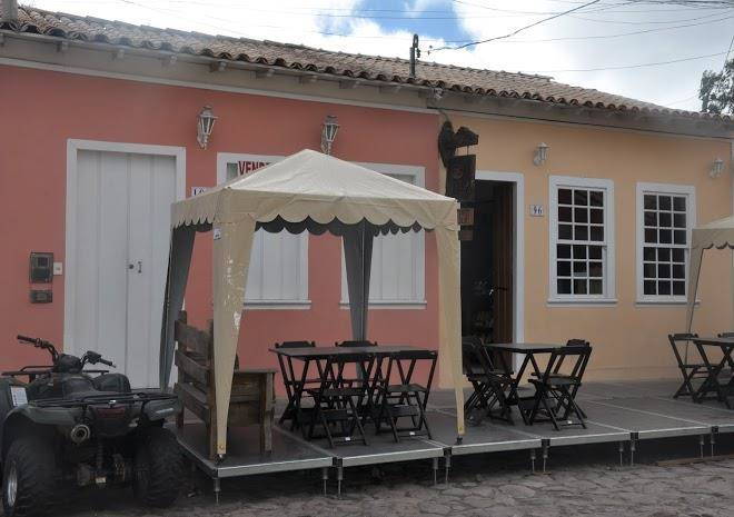 Cafe preto bistro e pousada