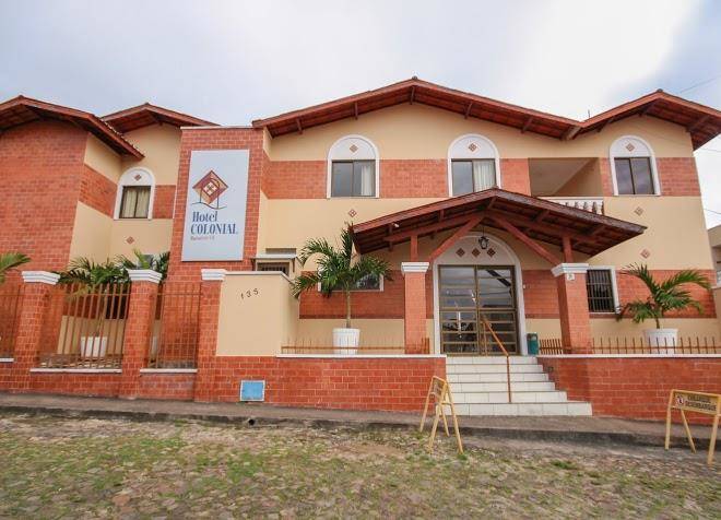 Hotel colonial baturite