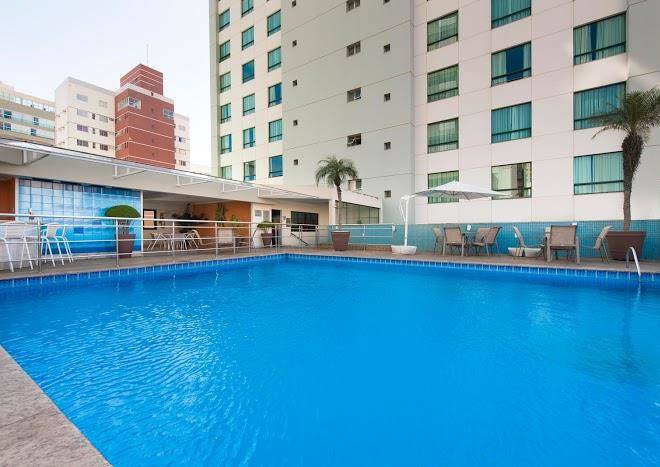 Comfort Suites Vitoria Image