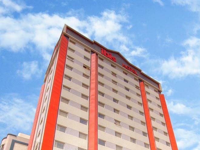 Hotel ibis vitoria praia do canto