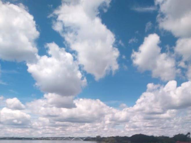 Flat lago paranoa