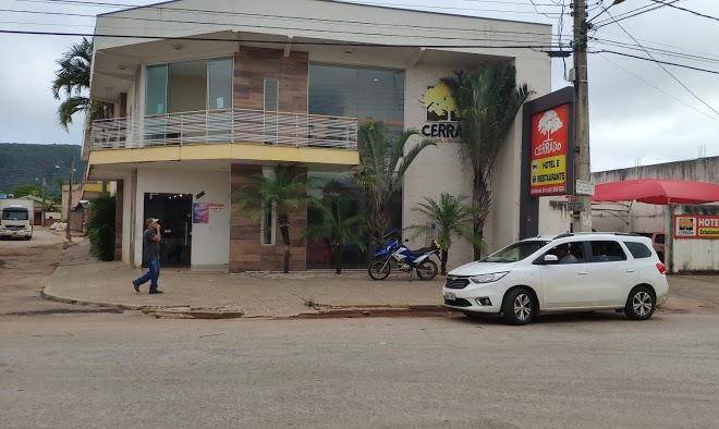 Hotel e restaurante cerrado