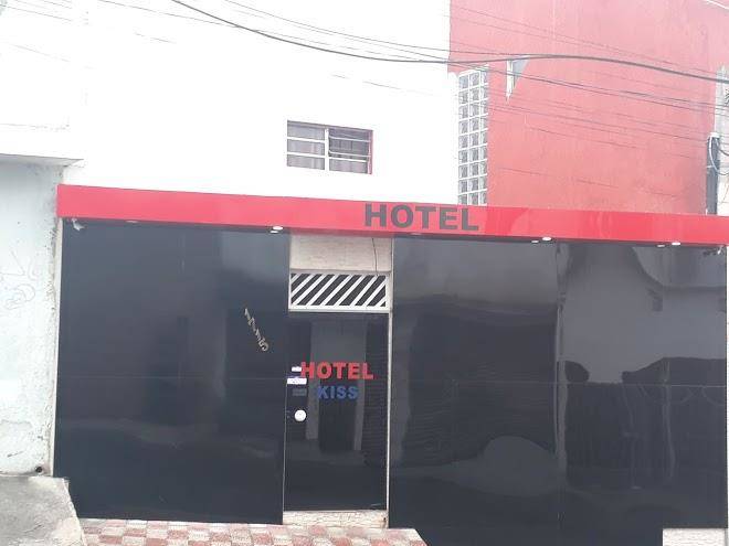 Hotel Kiss Image
