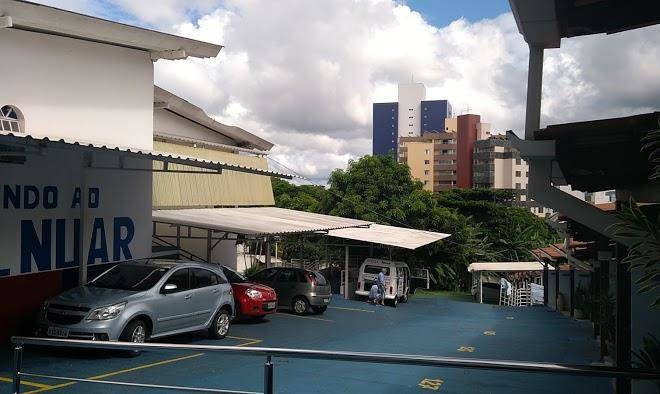 Hotel nuar