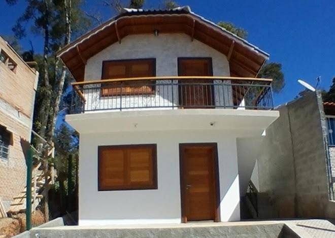 Chale vista das montanhas